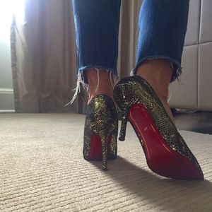 EUC Snakeskin Metallic Heels